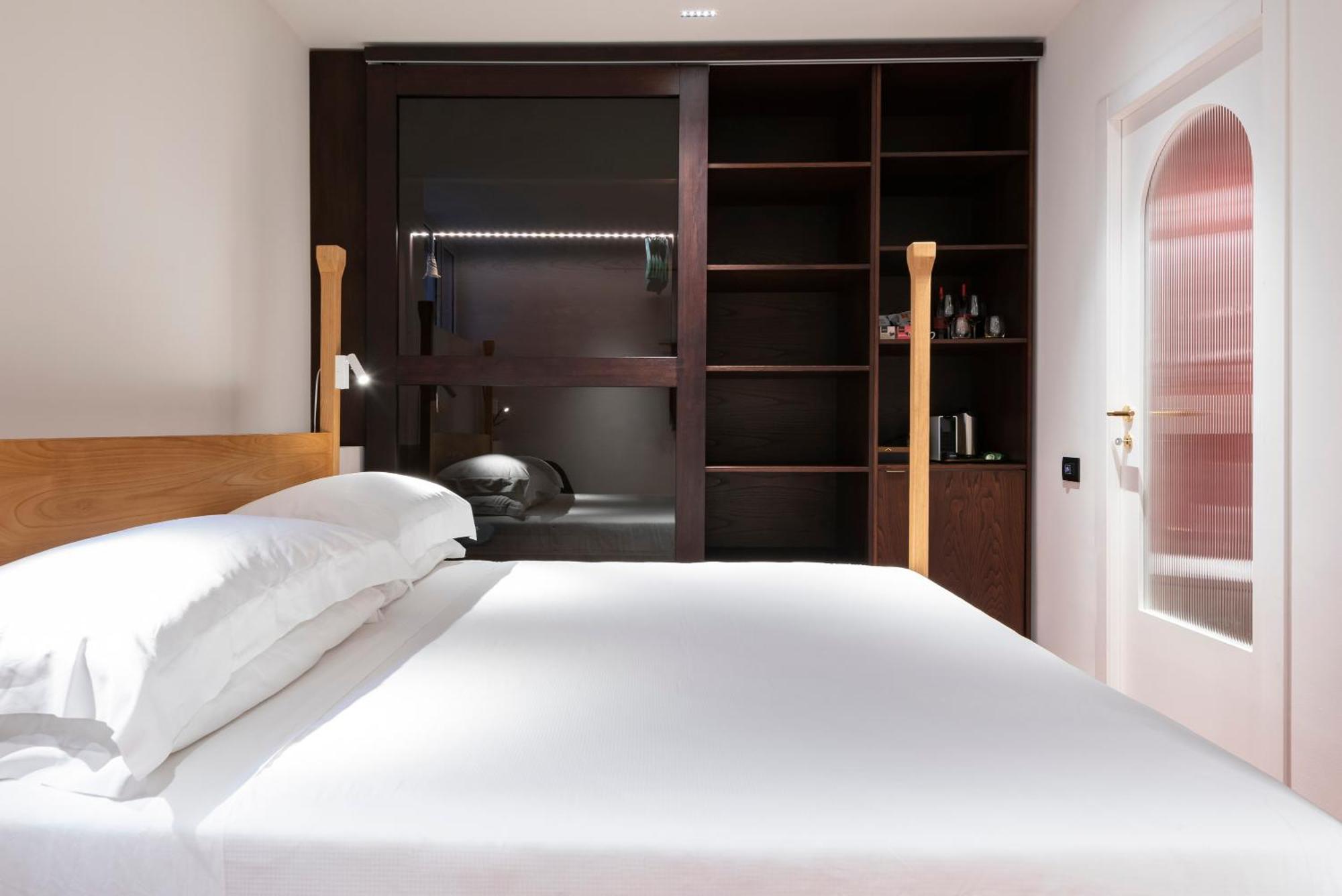 Vico Milano Hotell Rum bild